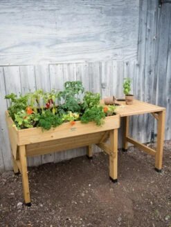 VegTrug® Side Table -Gardener's supply company 8592870 015 tif