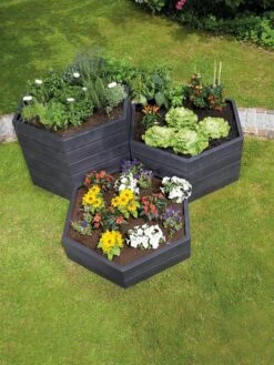 Modular Hexagon Raised Bed Kit, 28.5" 7 Modular Hexagon Raised Bed Kit, 28.5" -Gardener's supply company 8614244 04V 1